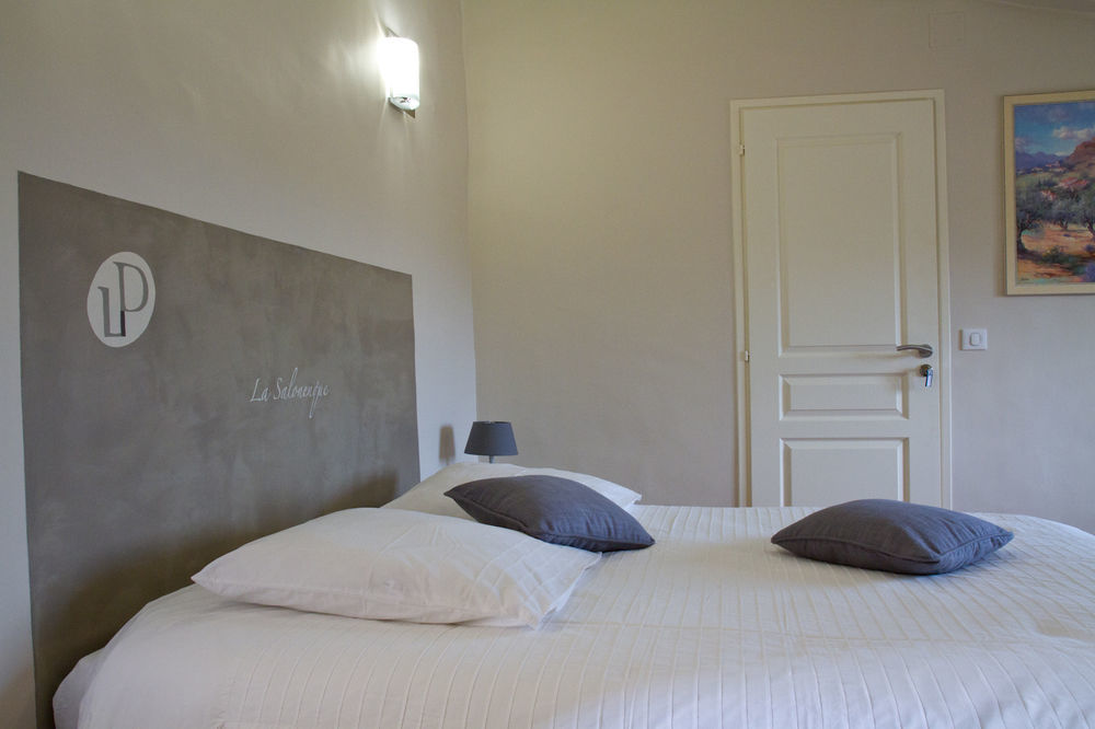 Domaine De La Pomme Hotell Trets Eksteriør bilde